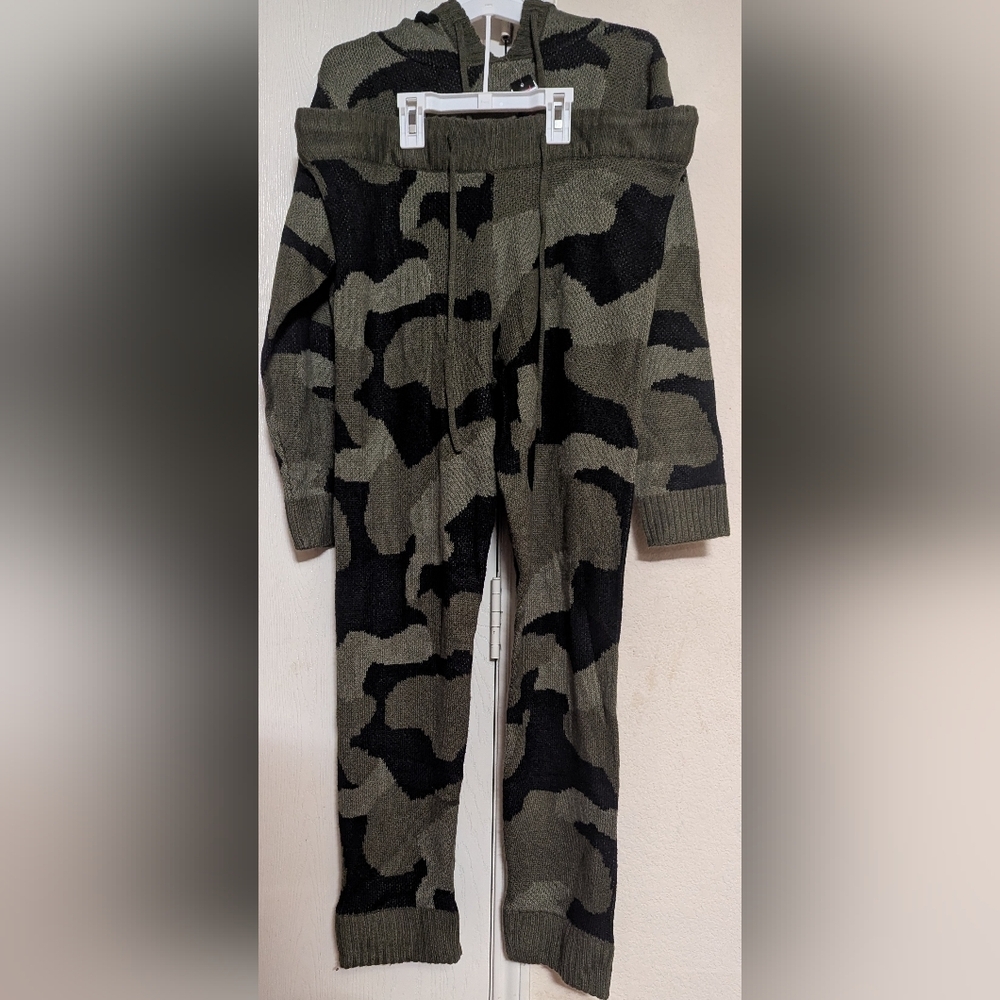 Trendy Threads 2 PCS Lightweight Hoodie & Sweatpants Set Jr Size L NWT MSRP $50